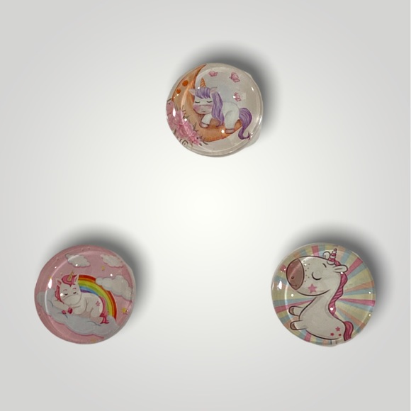 Set of 3 Unicorns Cabachon Magnets 1” Gift 🎁 𝑯𝒂𝒏𝒅𝒎𝒂𝒅𝒆 - Picture 13 of 15